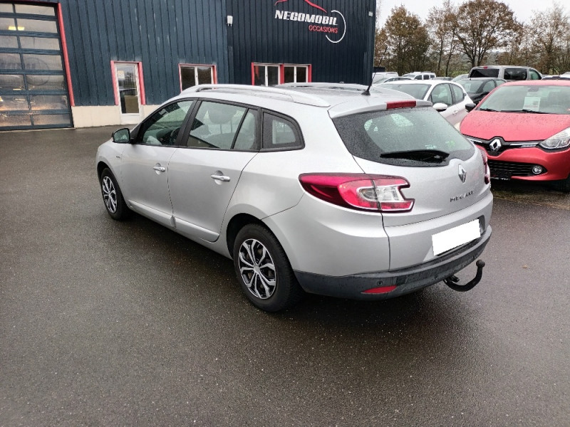 Renault MEGANE III ESTATE 1.5 DCI 110CH ENERGY LIMITED ECO² 2015