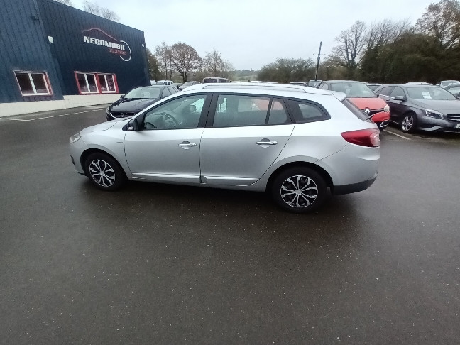 Renault MEGANE III ESTATE 1.5 DCI 110CH ENERGY LIMITED ECO² 2015