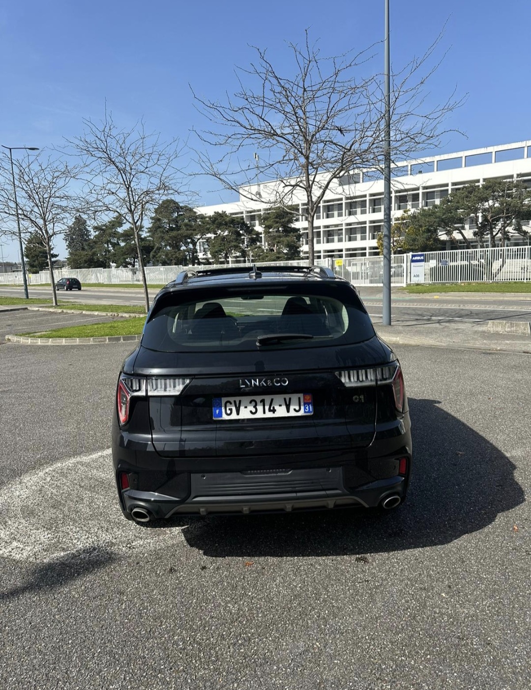 Lynk & Co 01 MODELE HEV