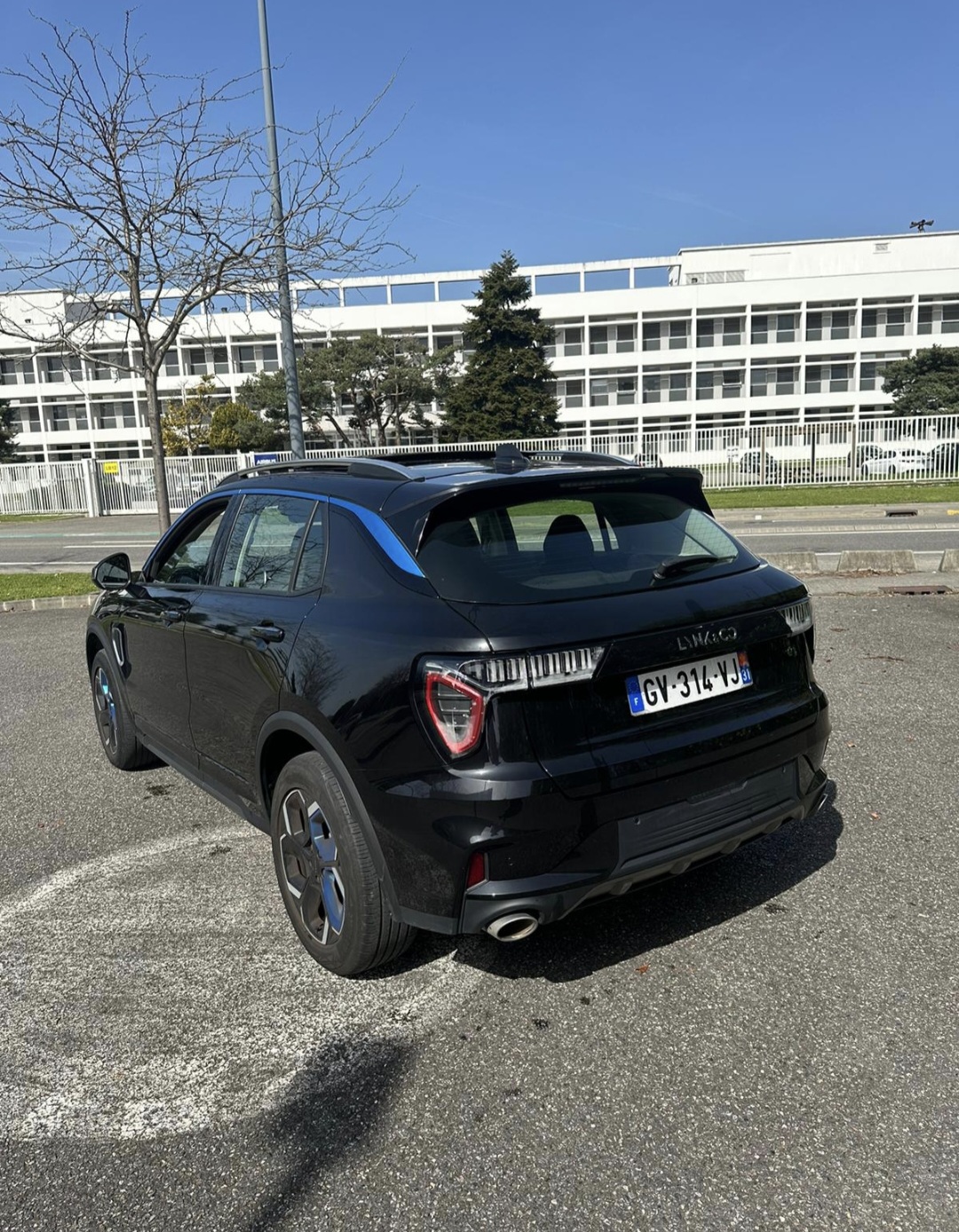 Lynk & Co 01 MODELE HEV