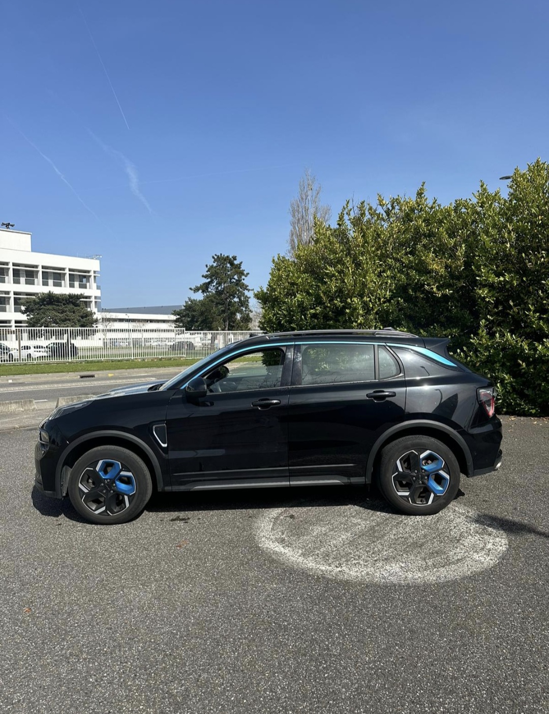 Lynk & Co 01 MODELE HEV