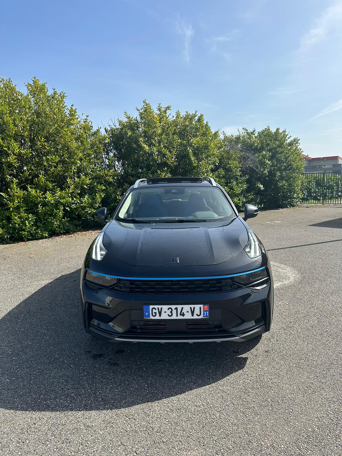 Lynk & Co 01 MODELE HEV