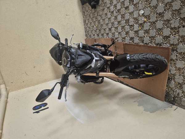 HONDA CB F