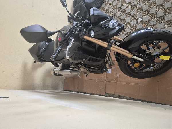 HONDA CB F