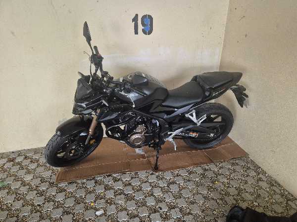 HONDA CB F