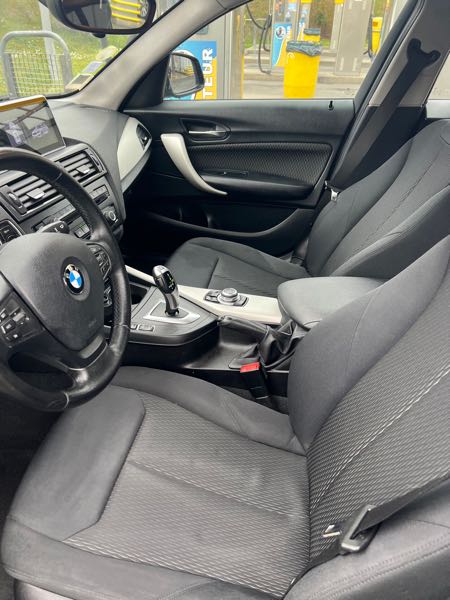 Bmw Serie 1 (F40) 116D 116 BUSINESS DESIGN DKG7