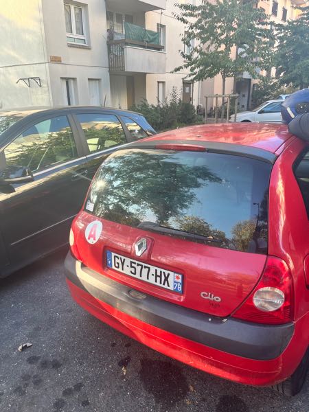 Renault Clio II (2) 1.2 PACK CLIM 3P