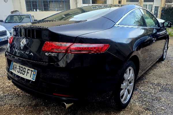 Renault Laguna III (2) COUPE 2.0 DCI 150 FAP ENERGY BLACK EDITION