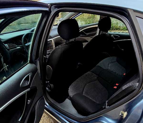 Citroen C5 II 1.6 HDI 110 FAP CONFORT