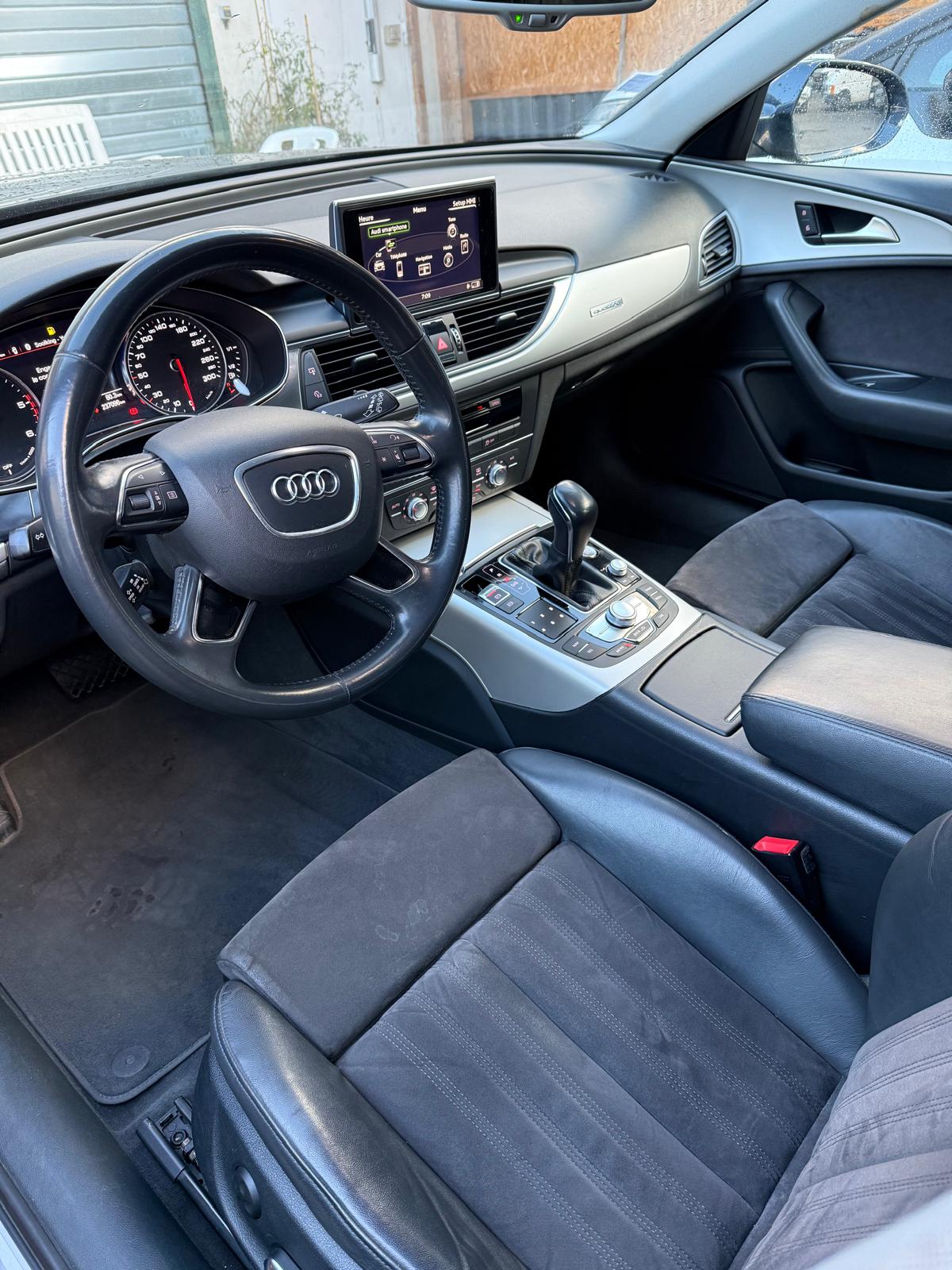 Audi A6 IV (2) AVANT 2.0 TDI 190 AMBIENTE QUATTRO S TRONIC