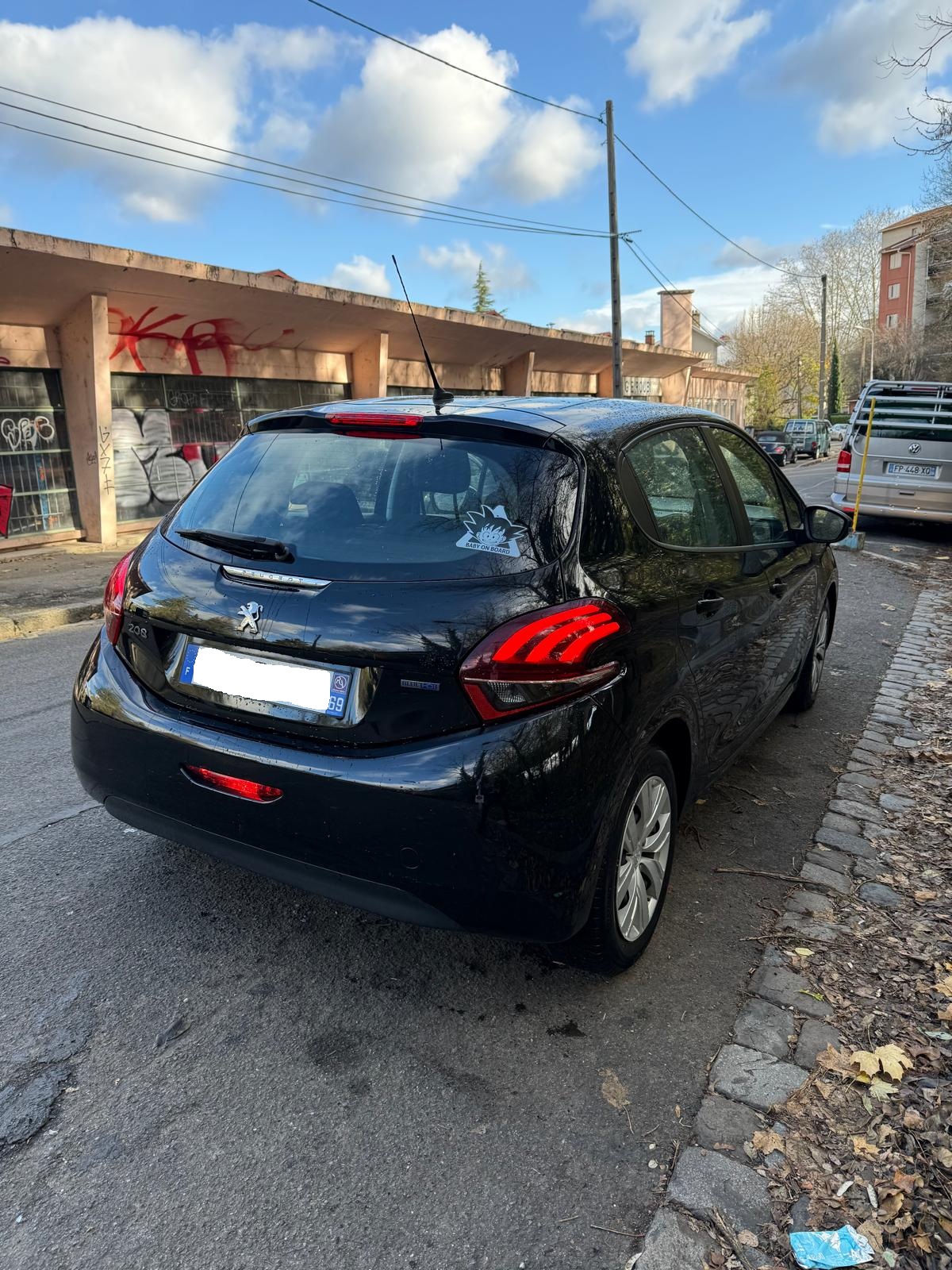 Peugeot 208 (2) 1.6 BLUEHDI 75 ACTIVE 5P