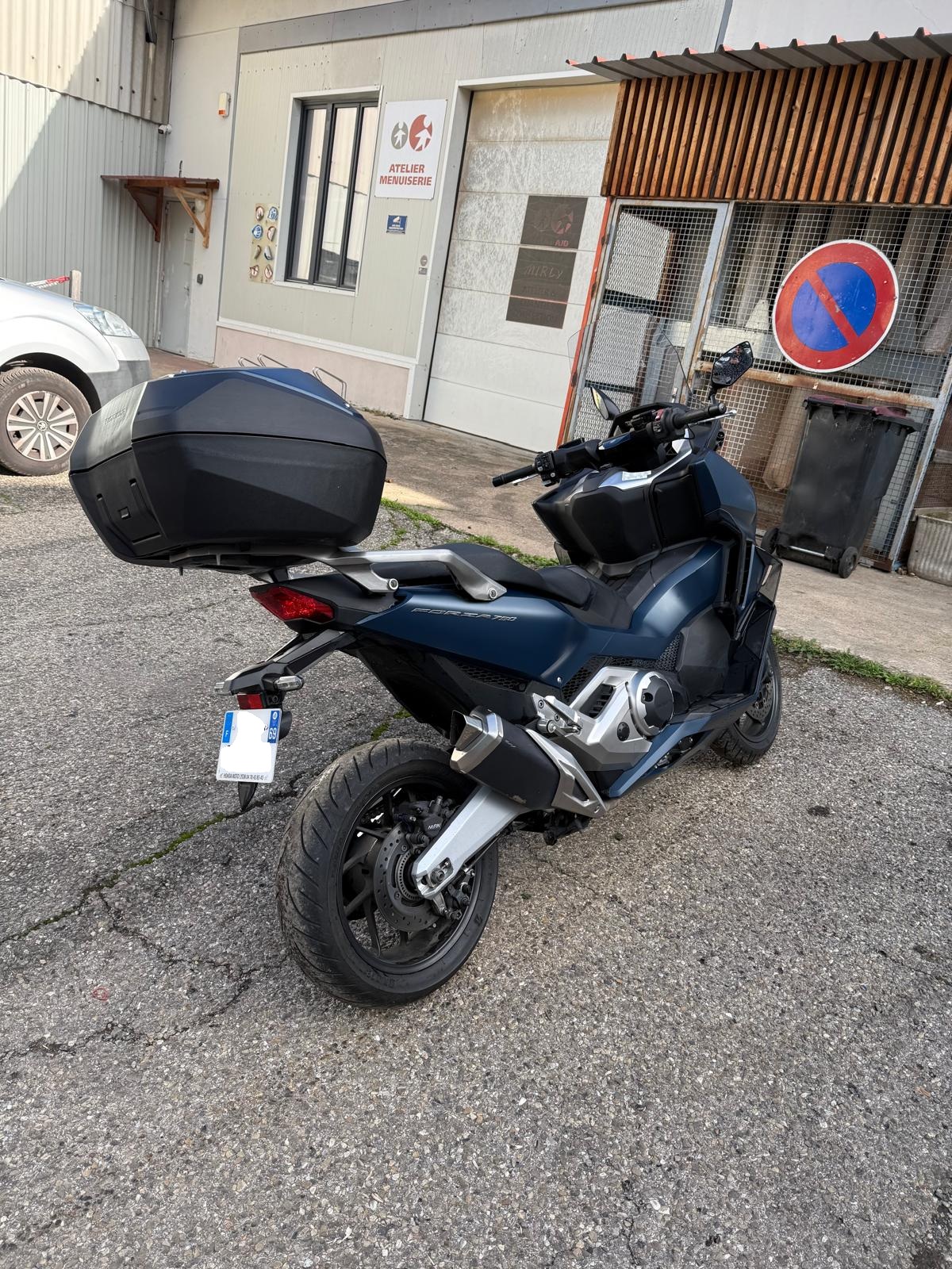 HONDA FORZA