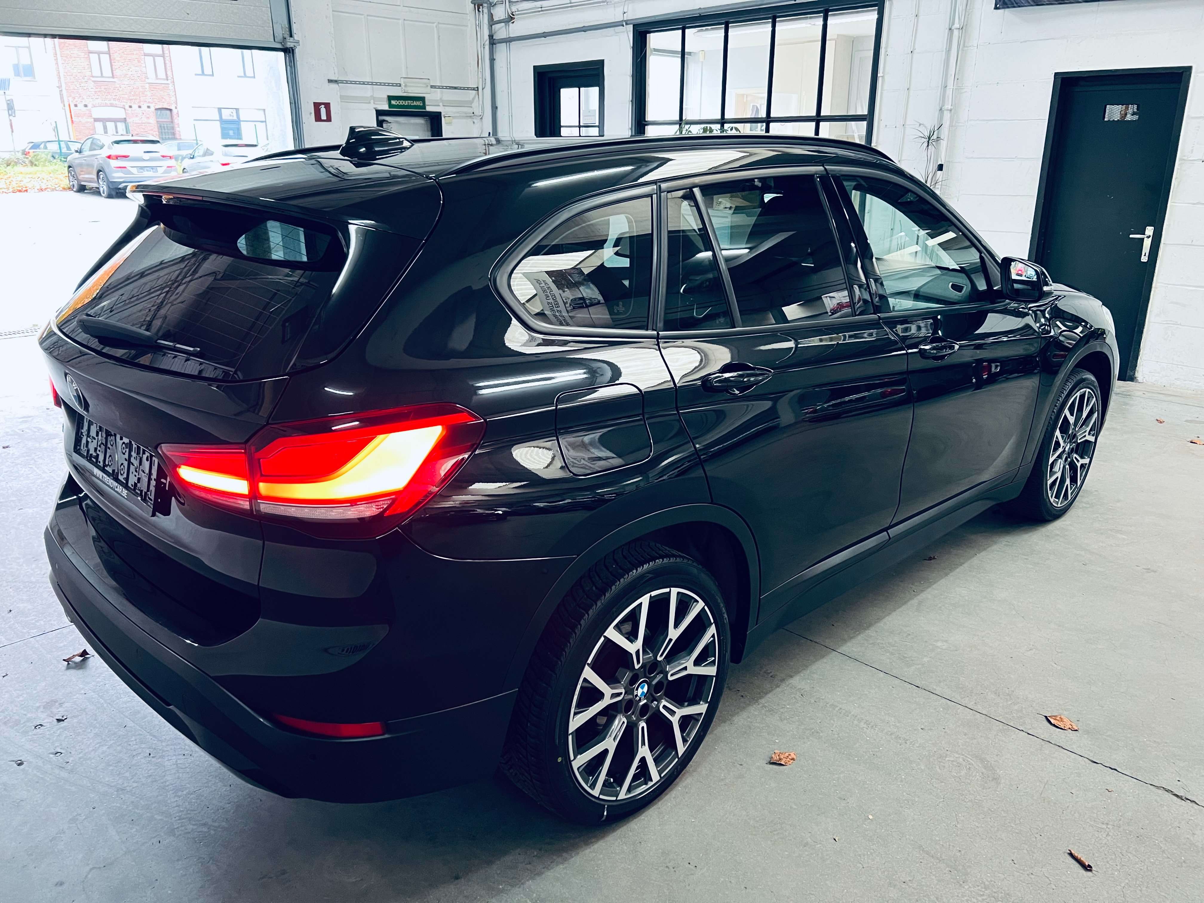 BMW X1 1.5iA AUTOMATIC+NAVI+LED+CUIR+CARNET+GARANTIE