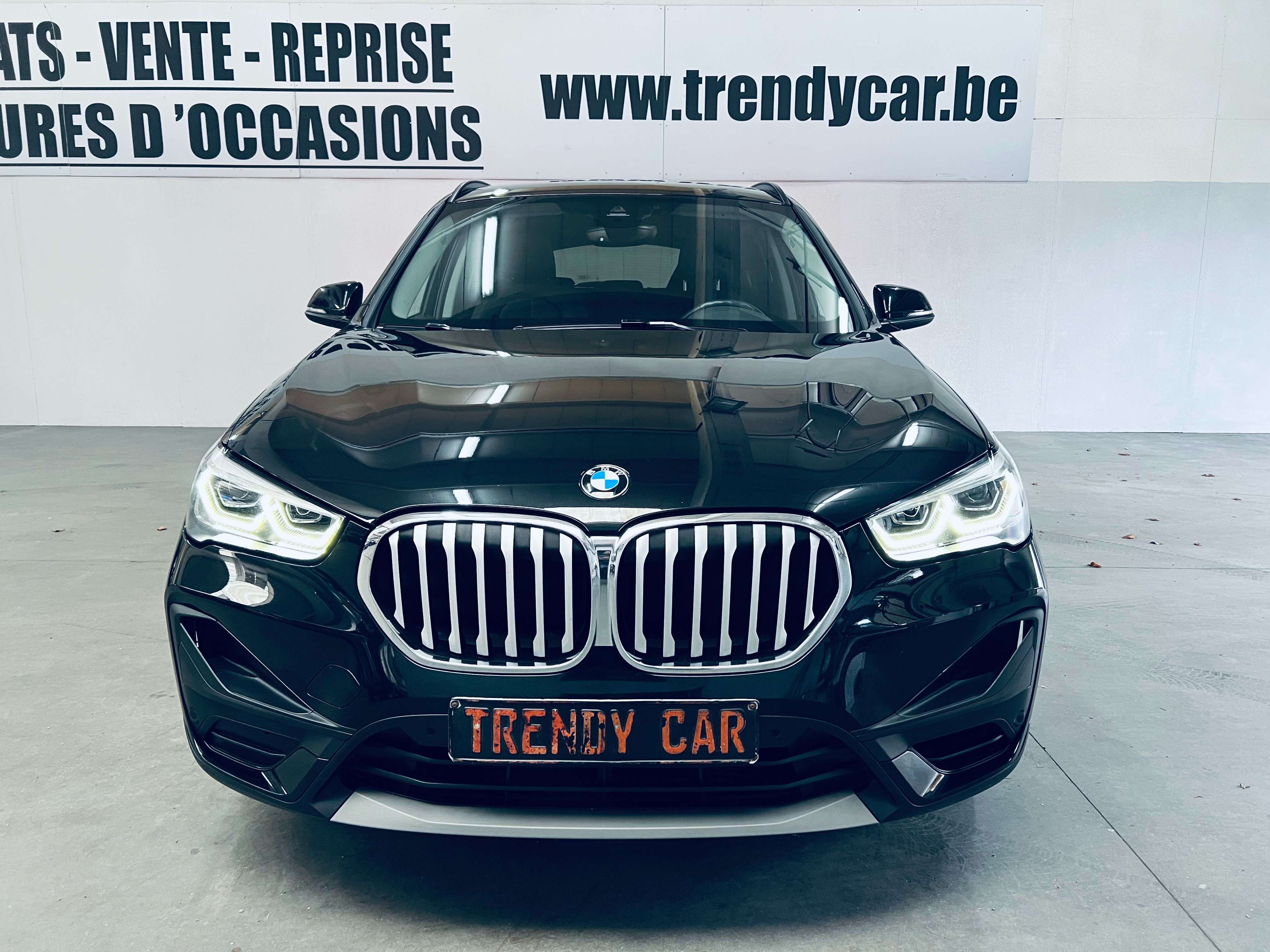 BMW X1 1.5iA AUTOMATIC+NAVI+LED+CUIR+CARNET+GARANTIE