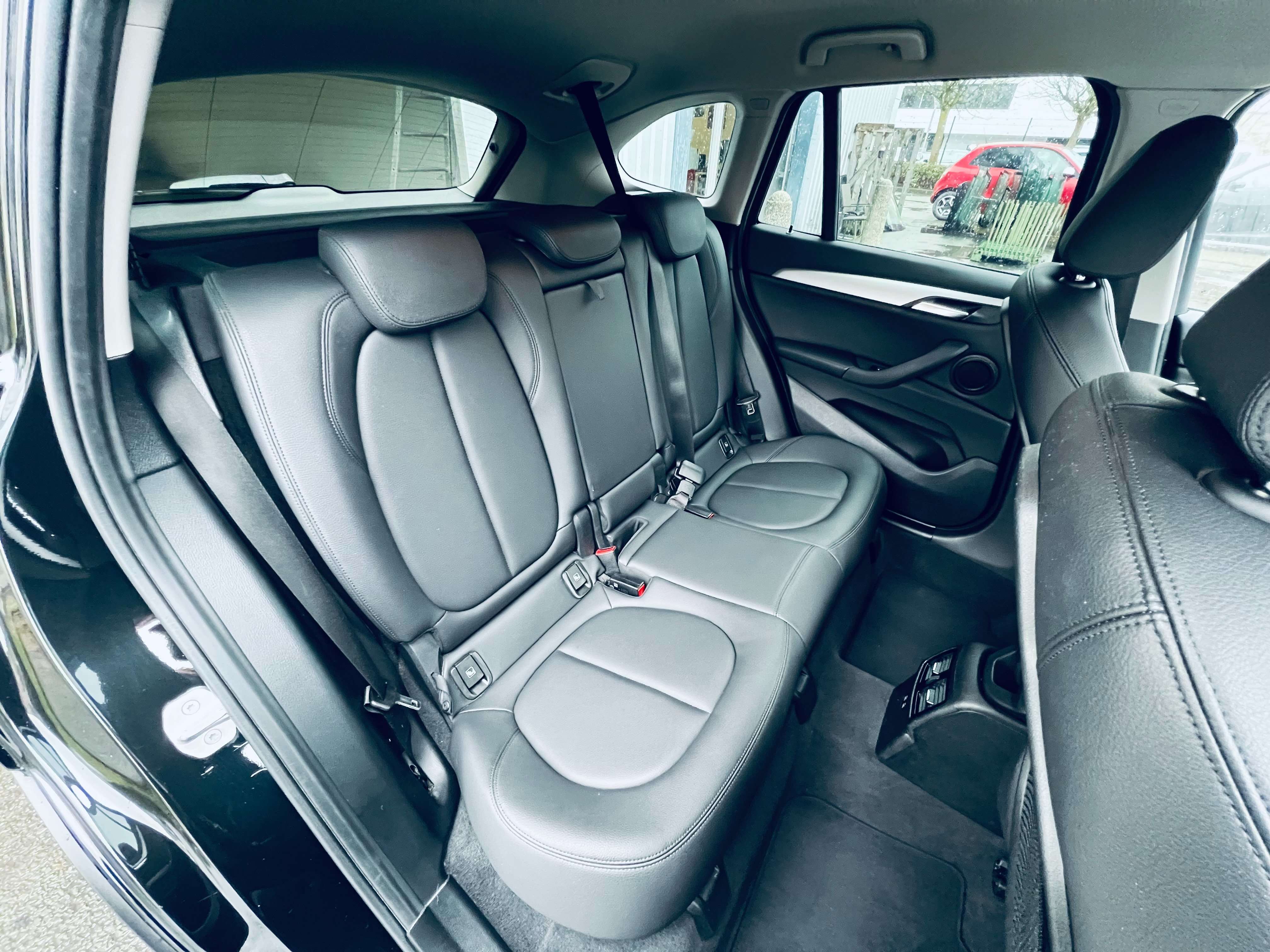 BMW X1 1.5iA AUTOMATIC+NAVI+LED+CUIR+CARNET+GARANTIE