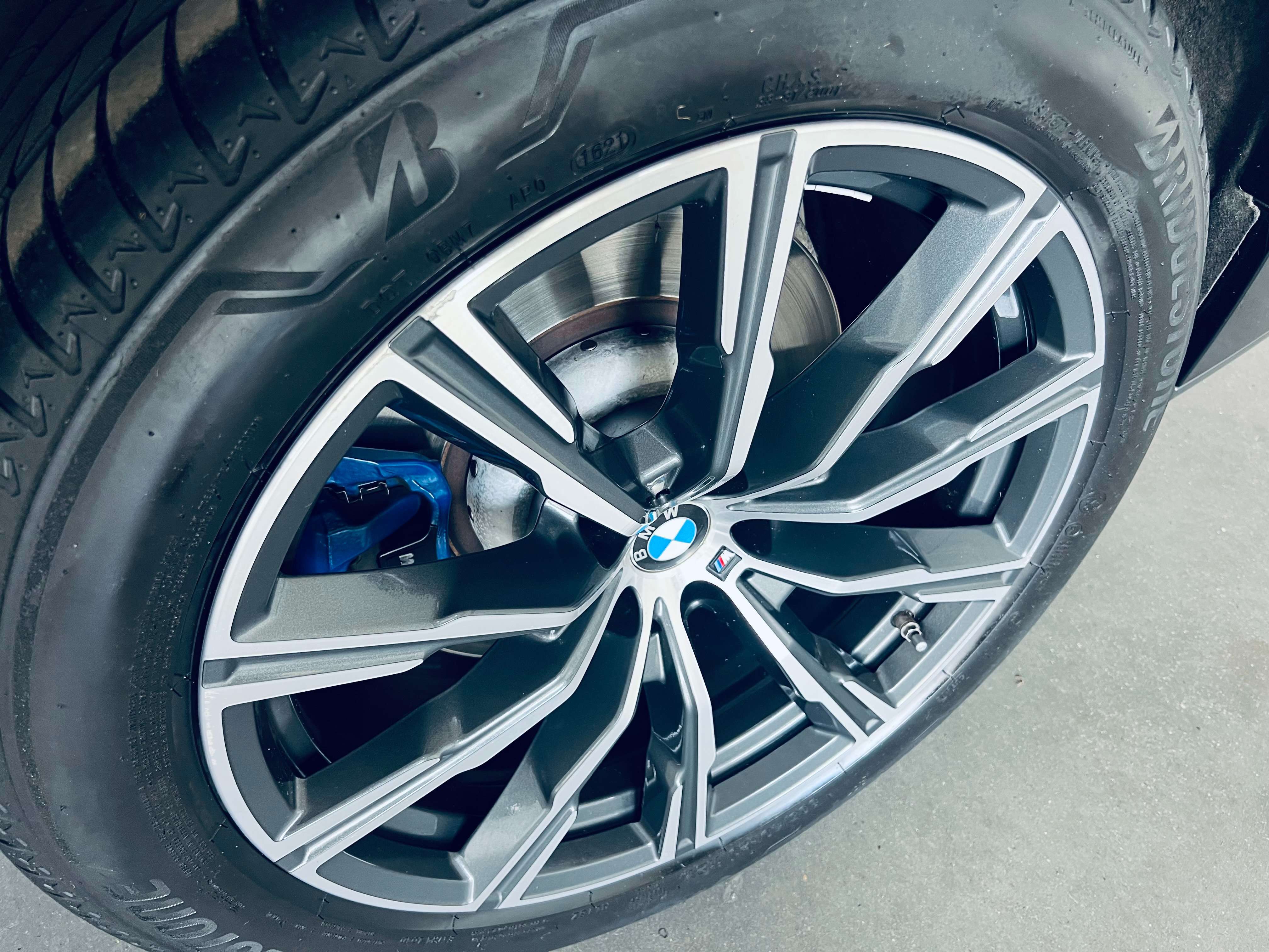 BMW X5 xDrive30d MHEV+PANO+ACC+CAMERA+CARNET+GARANTIE