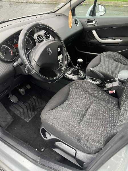 Peugeot 308 7 place