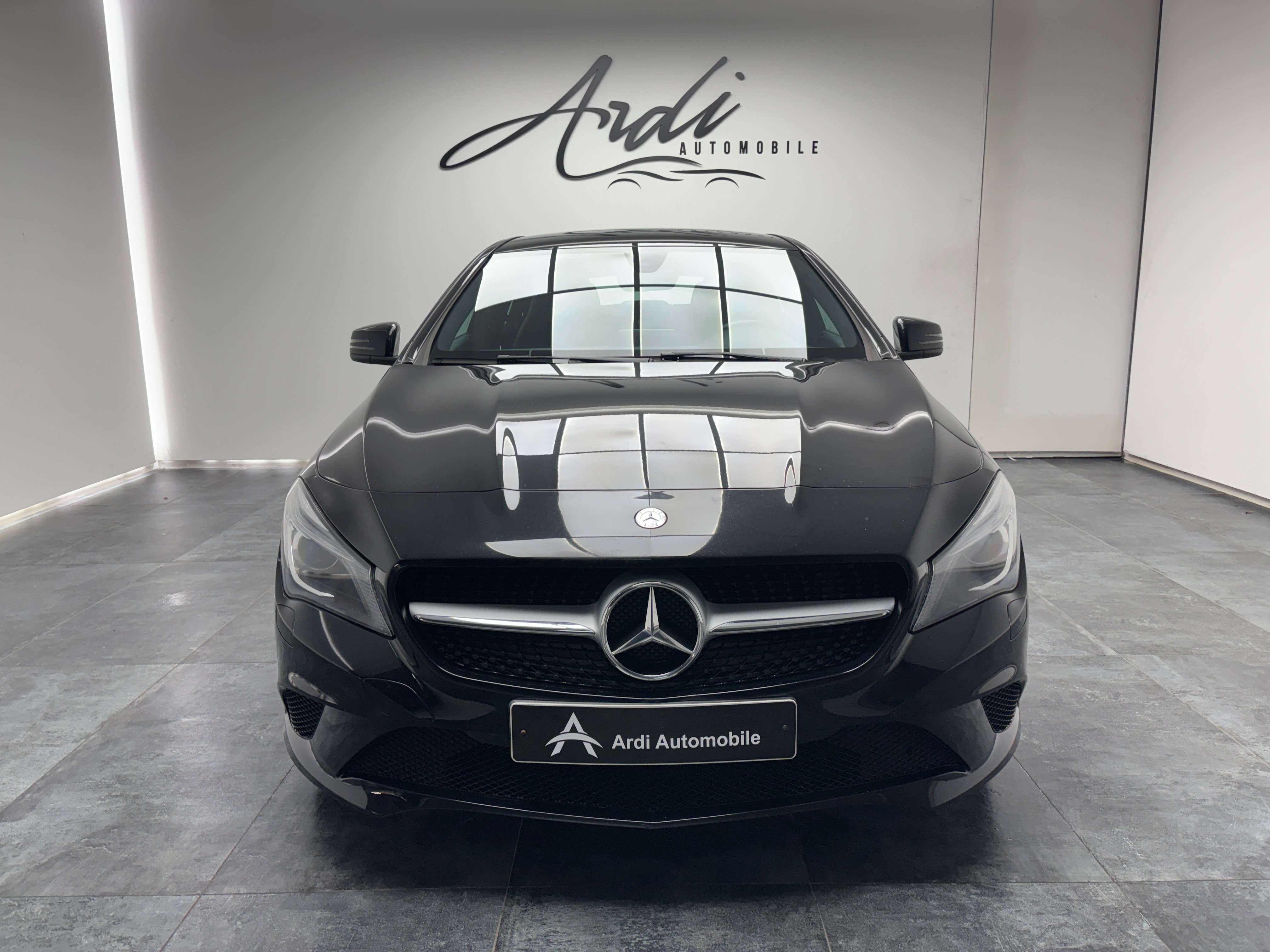 Mercedes-Benz CLA 180 d *PACK AMG*XENON*LED AMBIANCE*CAMERA*GARANTIE*