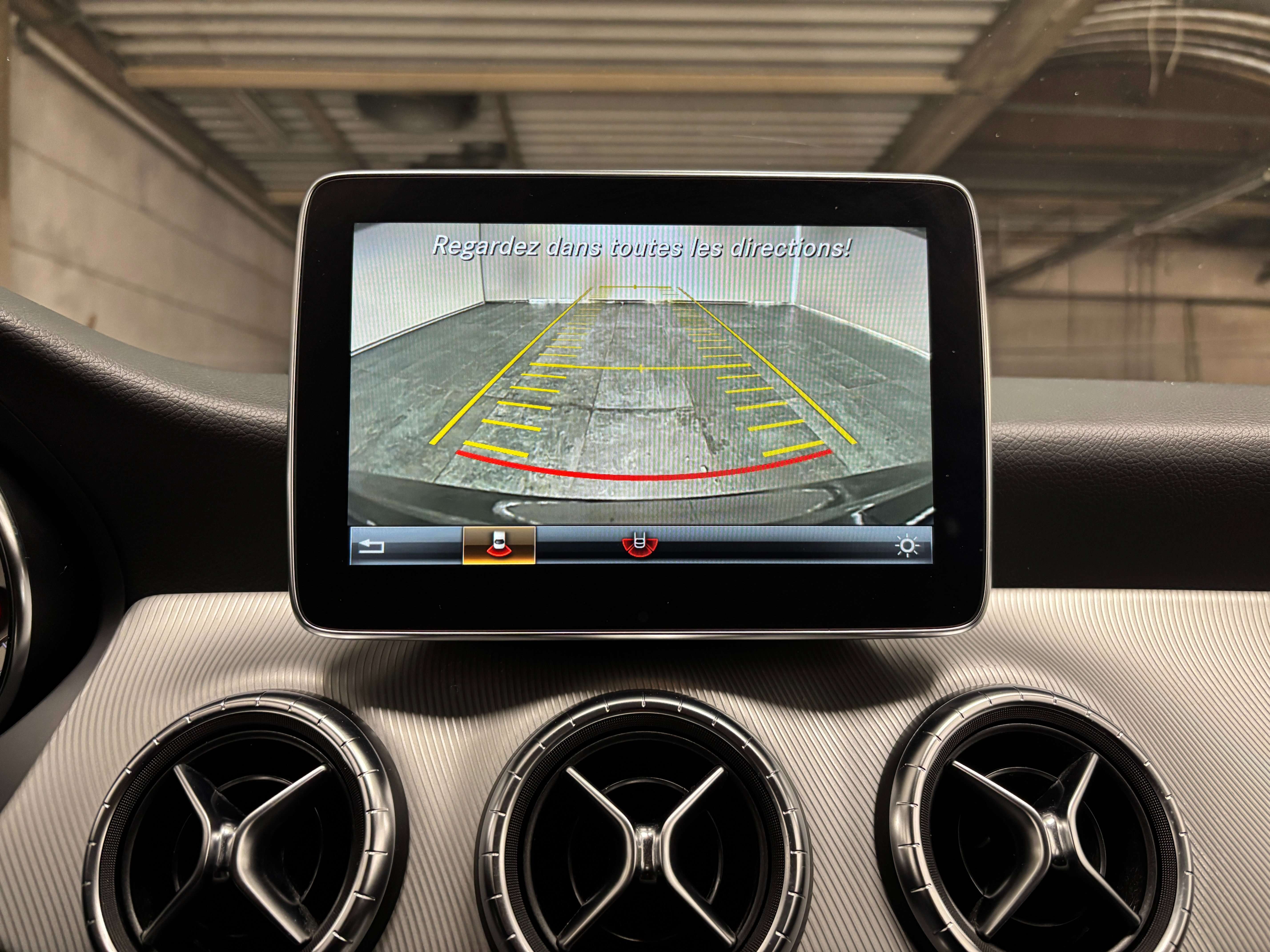Mercedes-Benz CLA 180 d *PACK AMG*XENON*LED AMBIANCE*CAMERA*GARANTIE*