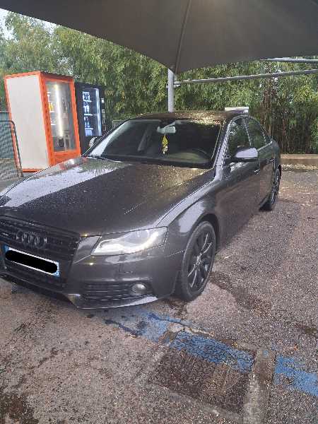 Audi A4 IV V6 3.0 TDI 240 DPF AMBITION LUXE QUATTRO TIPTRONIC