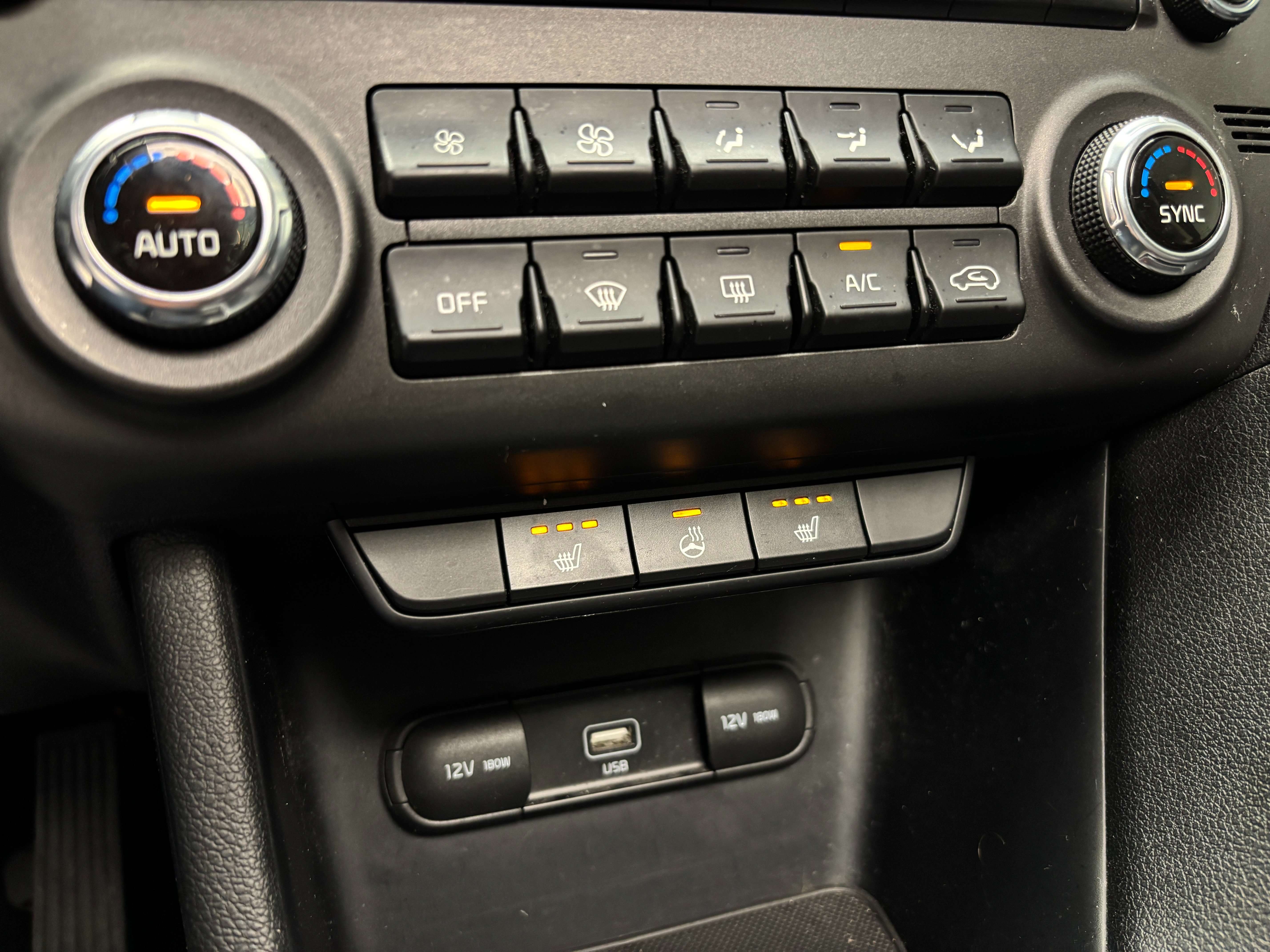 Kia Sportage 1.6 CRDi *CARPLAY*SIEGE CHAUFFANT AV+AR*GARANTIE*