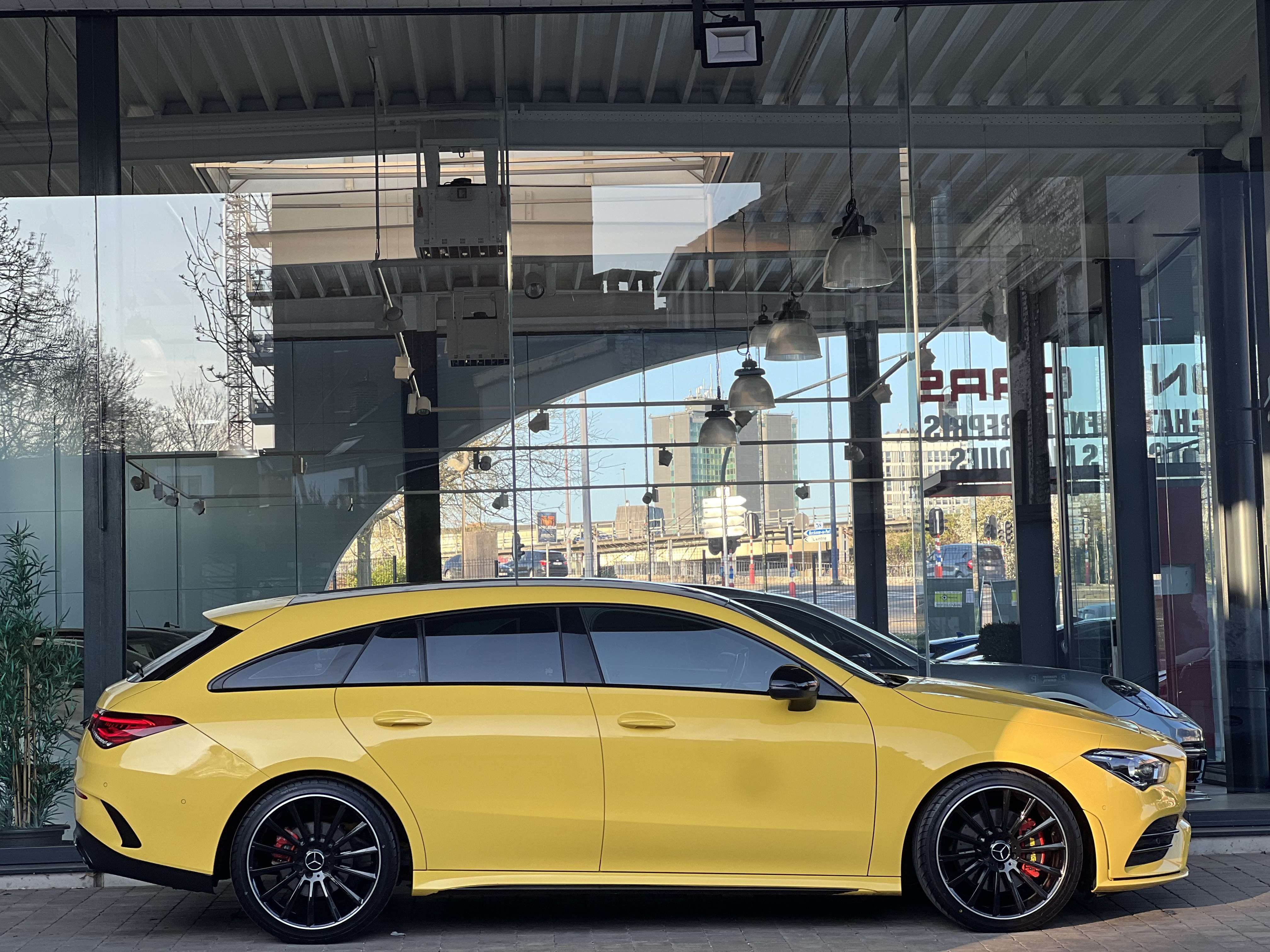 Mercedes-Benz CLA 200 CDi PACK AMG COCKPIT-CAMERA-BIXENON-CUIR-GPS-JA19