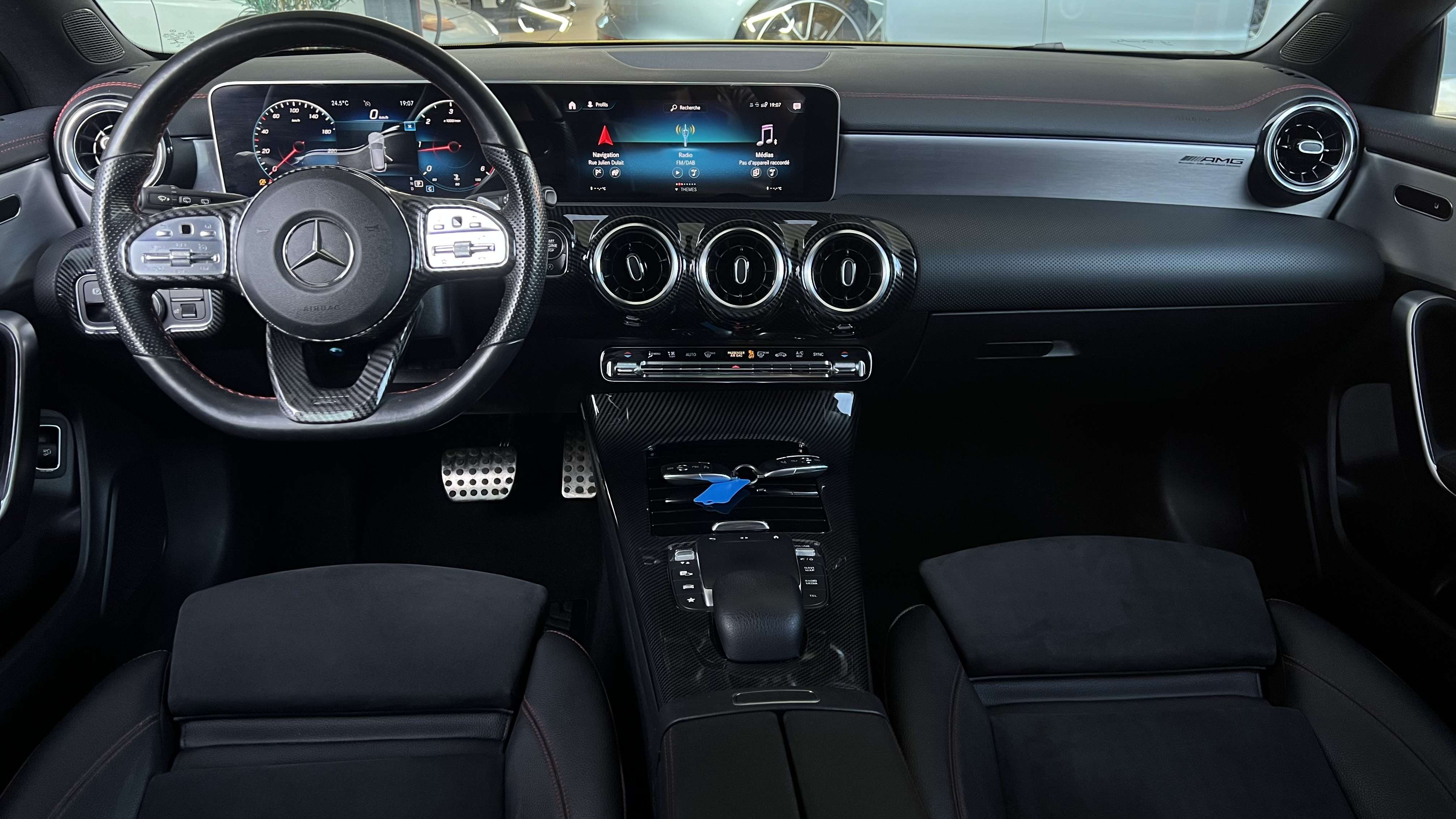 Mercedes-Benz CLA 200 CDi PACK AMG COCKPIT-CAMERA-BIXENON-CUIR-GPS-JA19