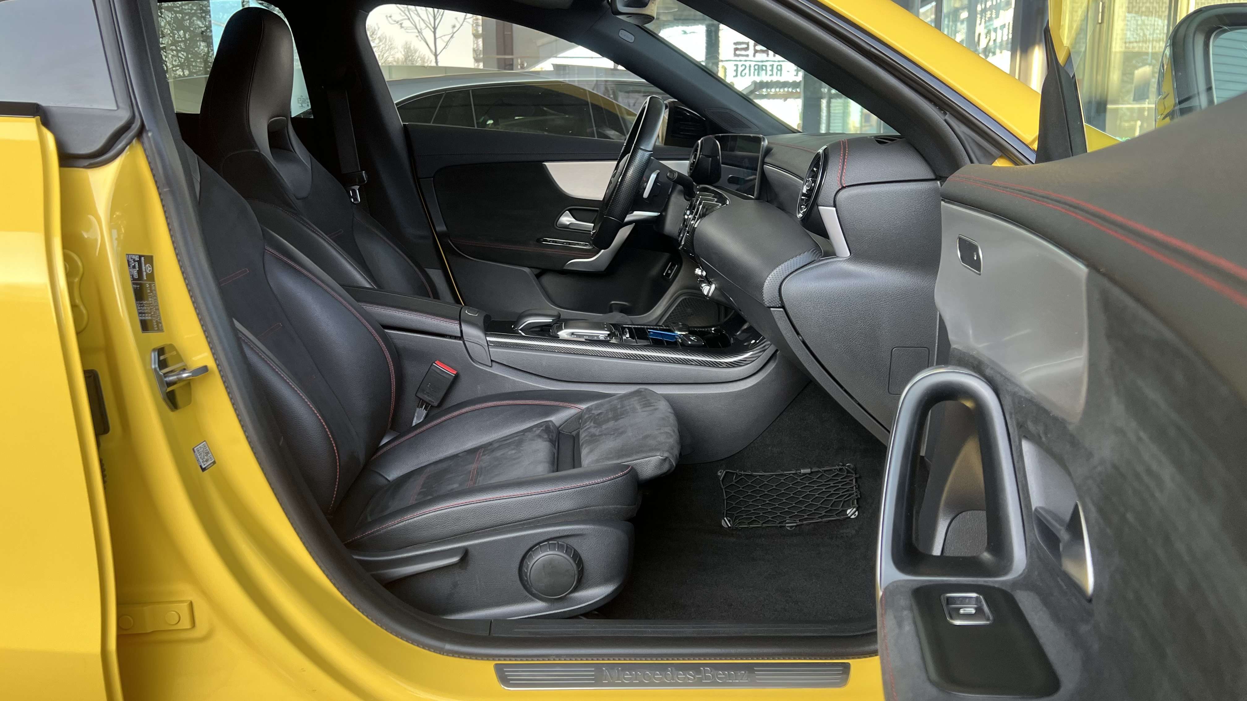 Mercedes-Benz CLA 200 CDi PACK AMG COCKPIT-CAMERA-BIXENON-CUIR-GPS-JA19