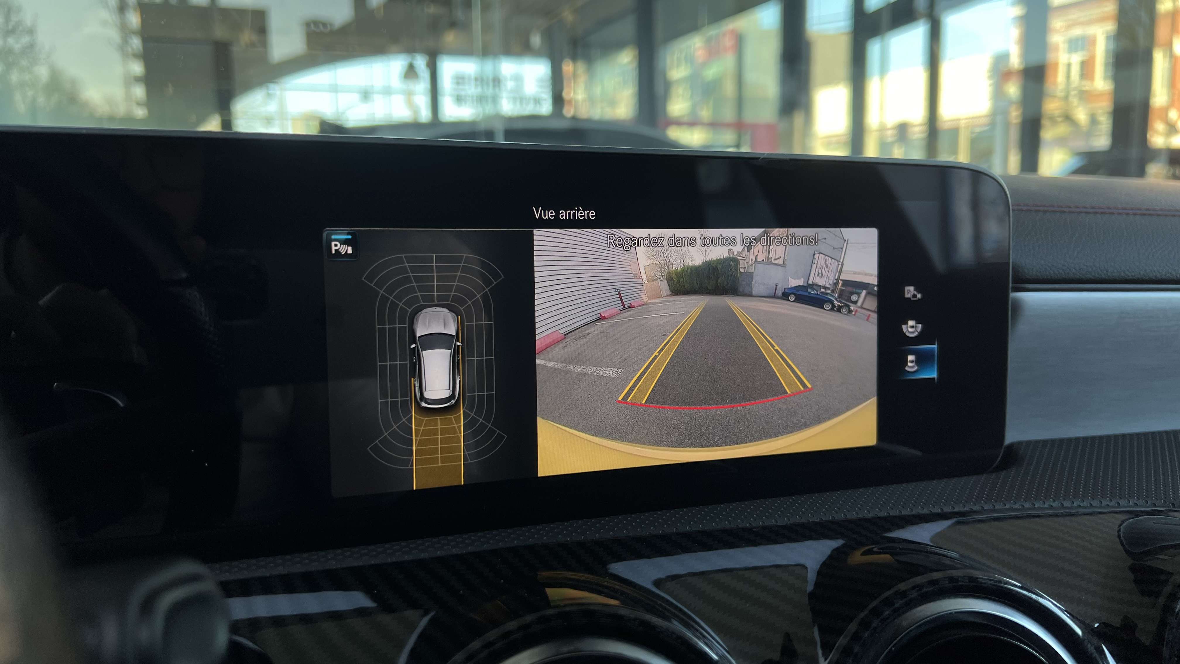 Mercedes-Benz CLA 200 CDi PACK AMG COCKPIT-CAMERA-BIXENON-CUIR-GPS-JA19