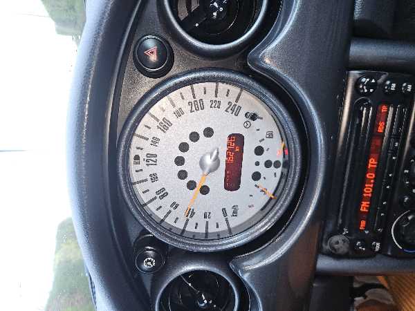 Mini COOPER 1.6 essence ⛽️ 162726 km
