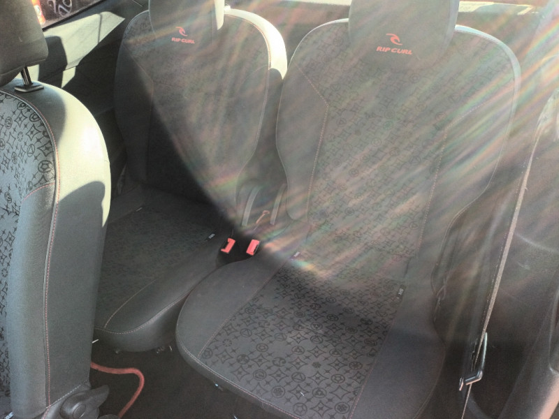 Renault TWINGO II 1.2 16V 75CH RIP CURL
