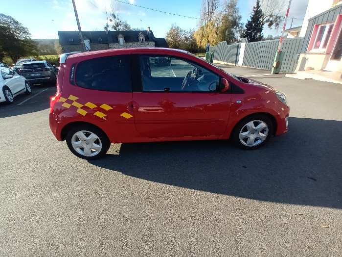 Renault TWINGO II 1.2 16V 75CH RIP CURL