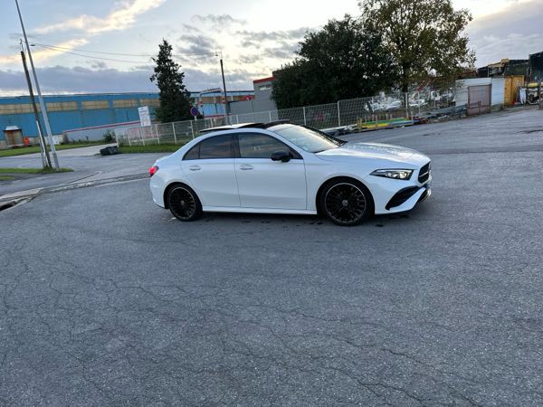 Mercedes-Benz Classe A IV BERLINE 180 D BUSINESS LINE 8G-DCT