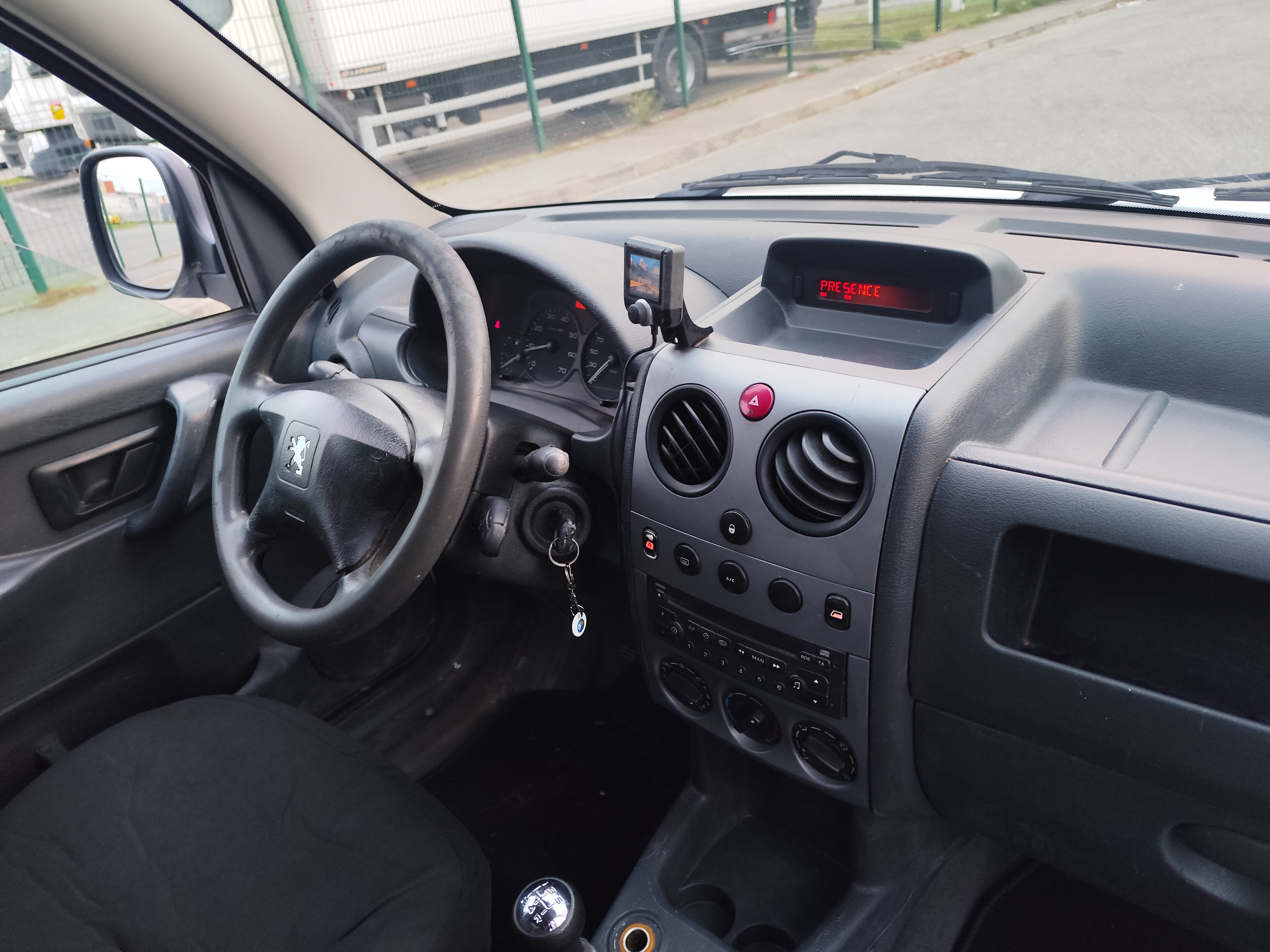 Peugeot Partner II (2) 1.6 HDI 90 121 L1