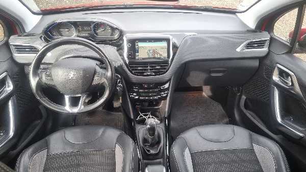 Peugeot 2008 1.2 110CH ALLURE 119MKMS AN16 TBE