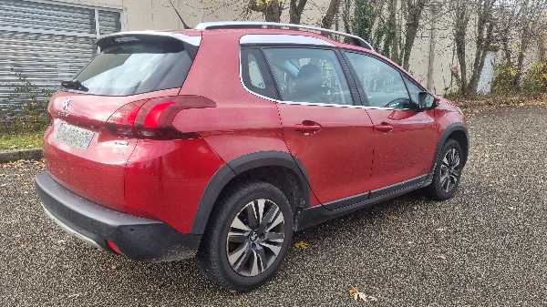 Peugeot 2008 1.2 110CH ALLURE 119MKMS AN16 TBE
