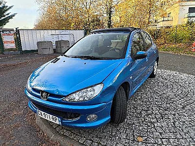 Peugeot 206 (2) 1.4 STYLE 5P