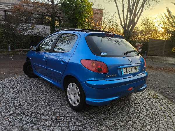 Peugeot 206 (2) 1.4 STYLE 5P