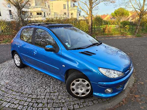 Peugeot 206 (2) 1.4 STYLE 5P