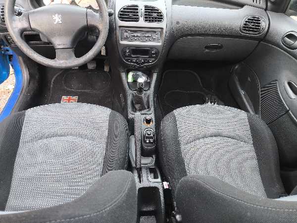 Peugeot 206 (2) 1.4 STYLE 5P