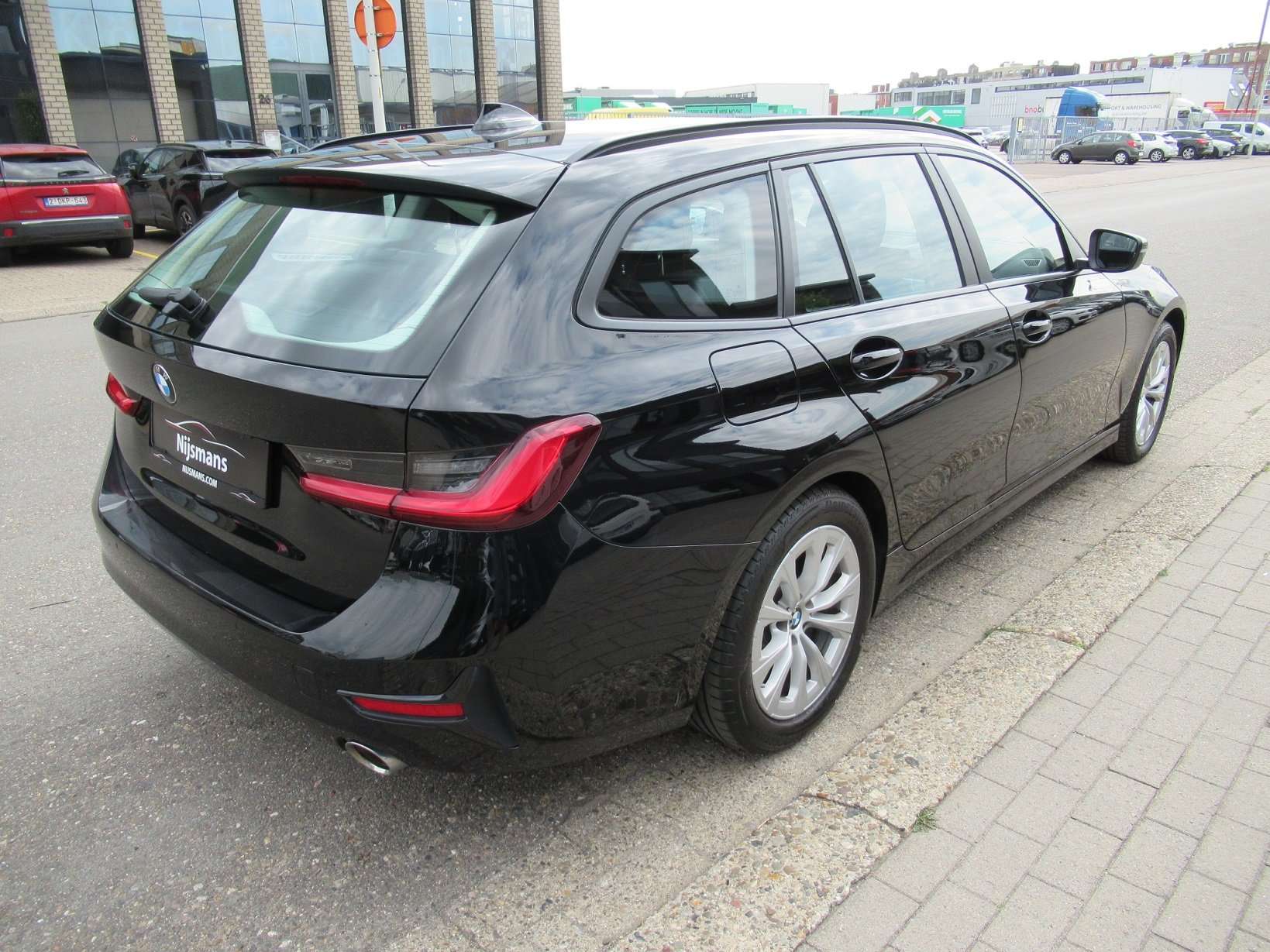 BMW 318 i Touring Aut. Advantage-Navi-Airco-Cruise-PDC