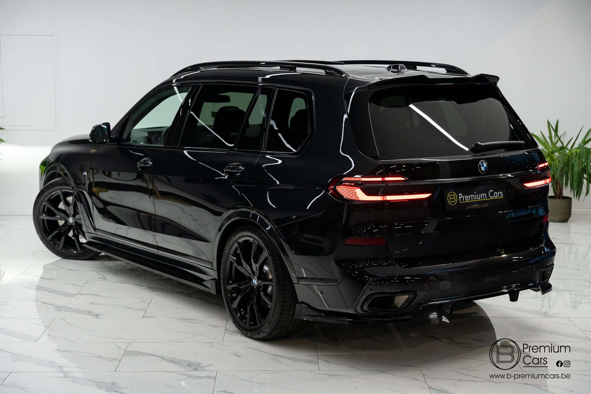 BMW X7 xDrive 40D M-pack pro bodykit! Acc, Hud, Memory!