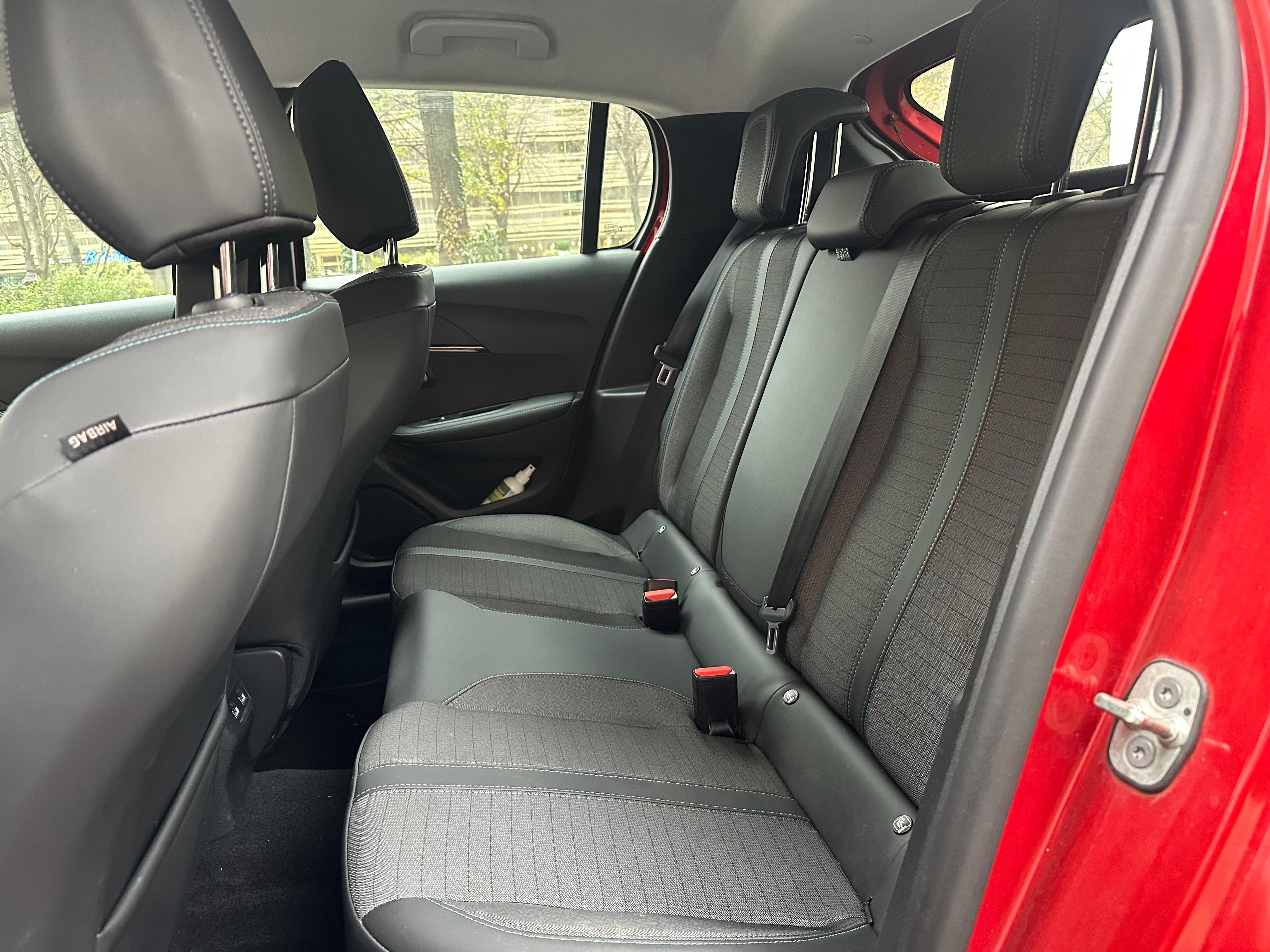 Peugeot 208 II 1.2 PURETECH 130 S&amp;S EAT8 ALLURE PACK