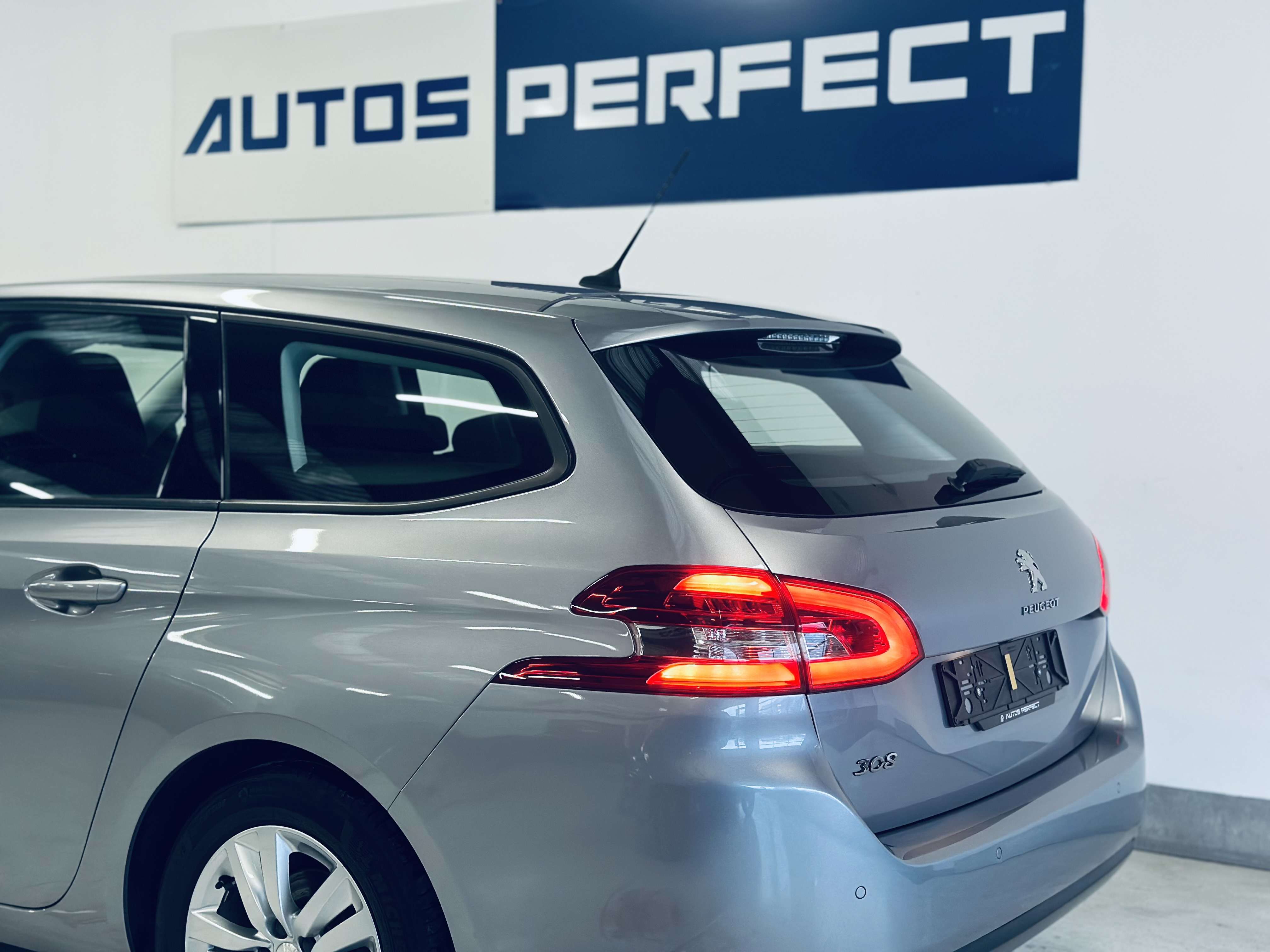 Peugeot 308 SW 1.2 VIRTUAL COCKPIT NAVI CAMERA CLIM JA16 LED