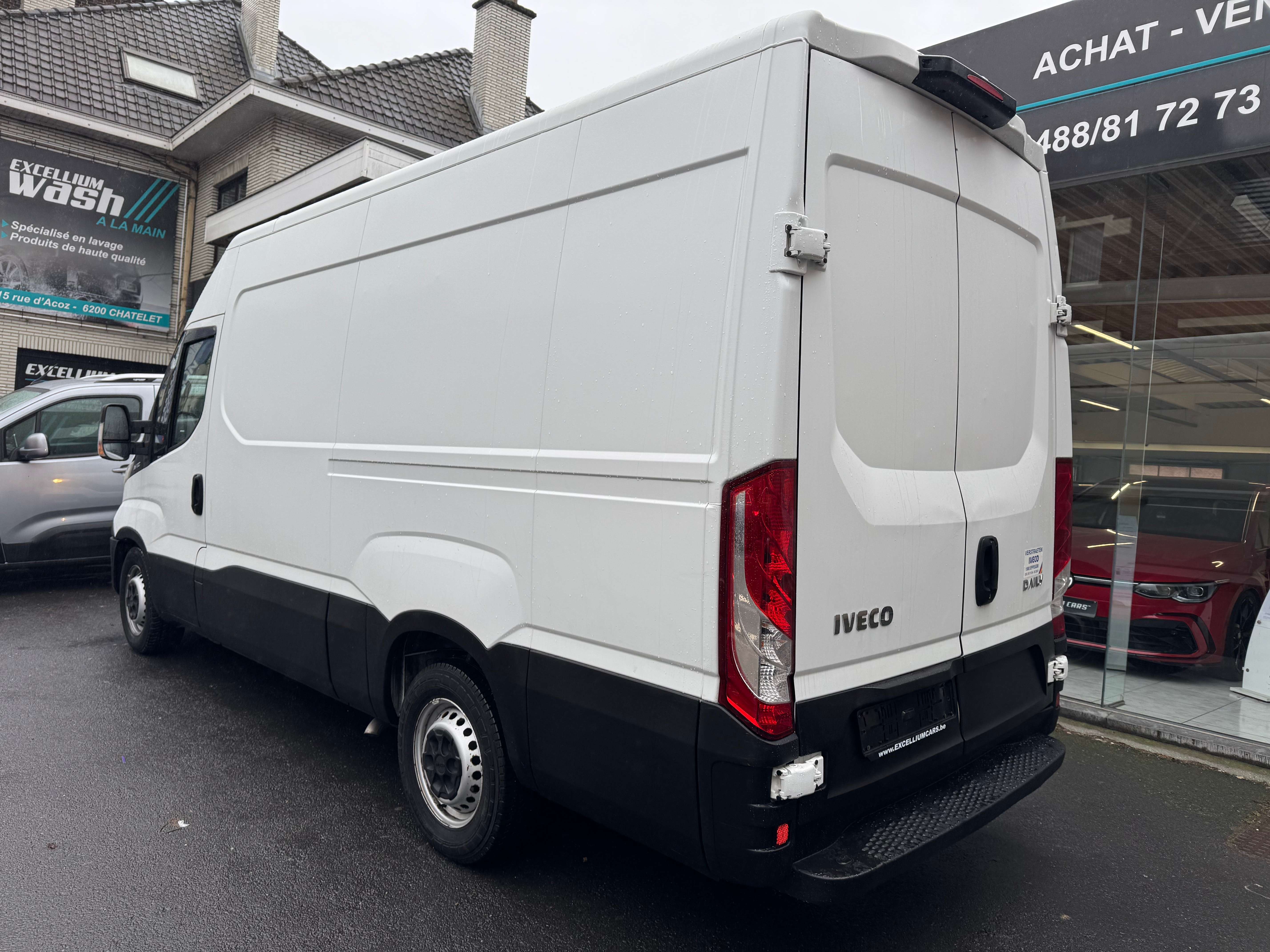 Iveco Daily 35C13SV 2.3 Turbo 3place Airco