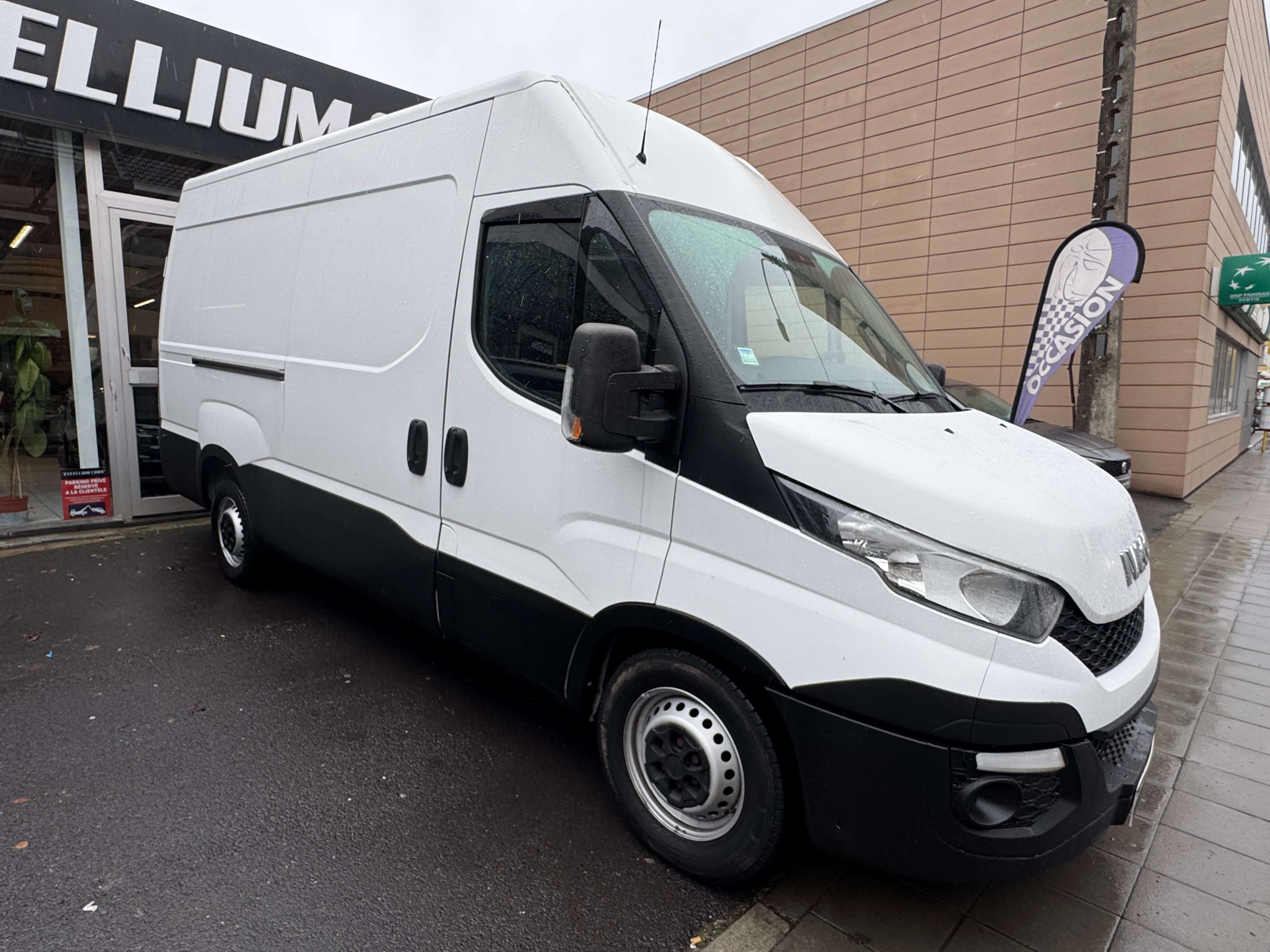 Iveco Daily 35C13SV 2.3 Turbo 3place Airco