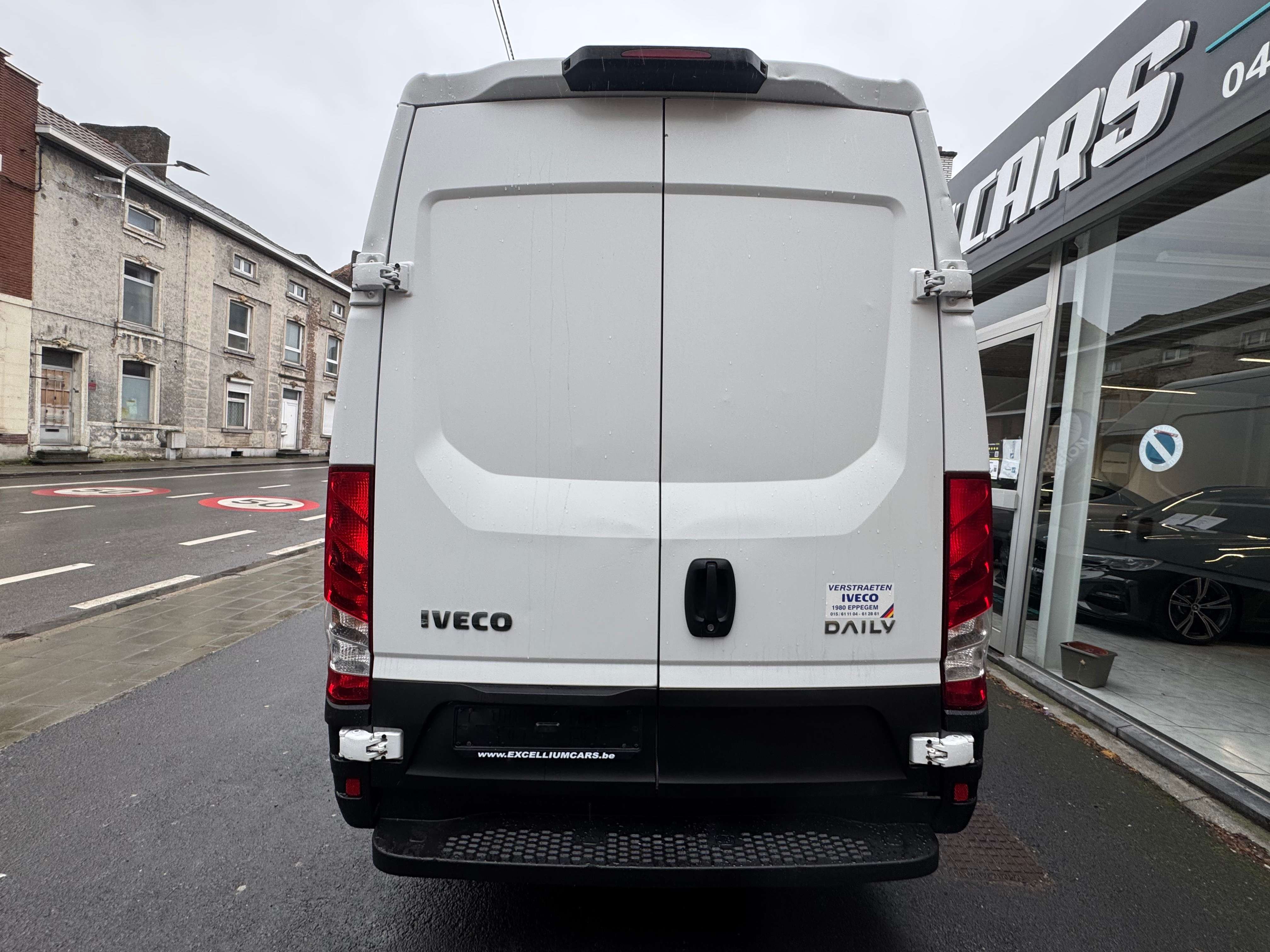 Iveco Daily 35C13SV 2.3 Turbo 3place Airco