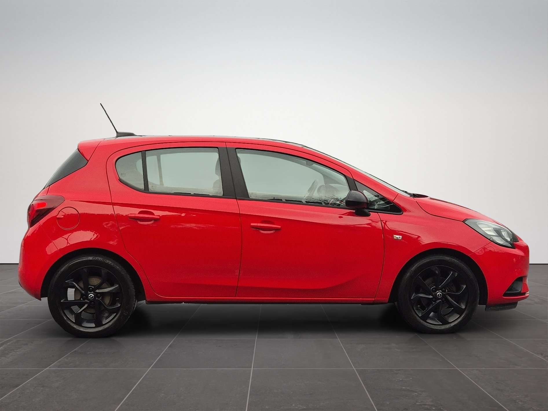 Opel Corsa 1.2i Black Edition - Petit Budget Economique et Bien Equipé - Garantie 12 Mois avec Entretien Effectué - Zone LEZ ok
