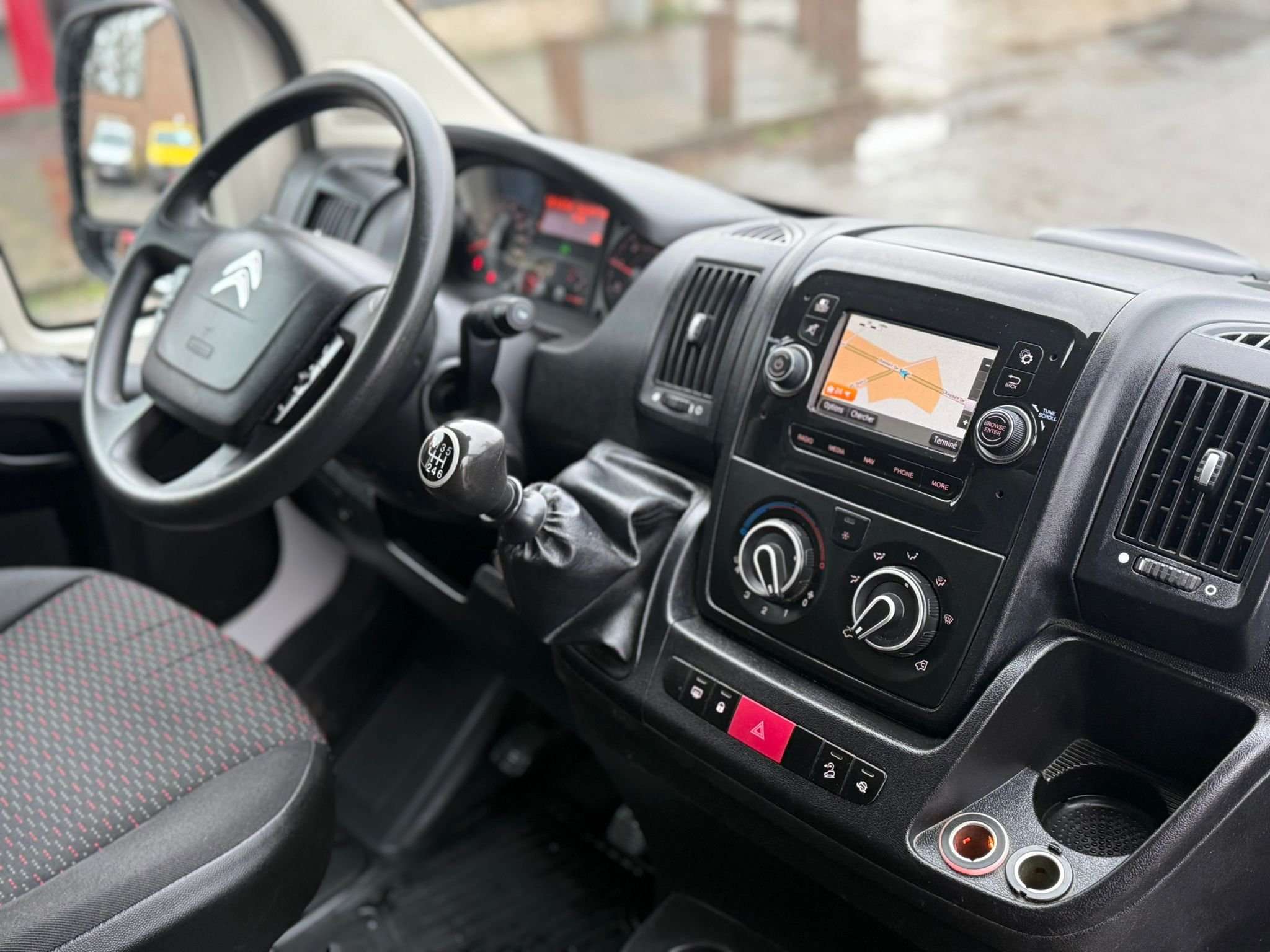 Citroen Jumper L3H2 PLATEAU BASCULANT ELECTRIQUE 3PLACES