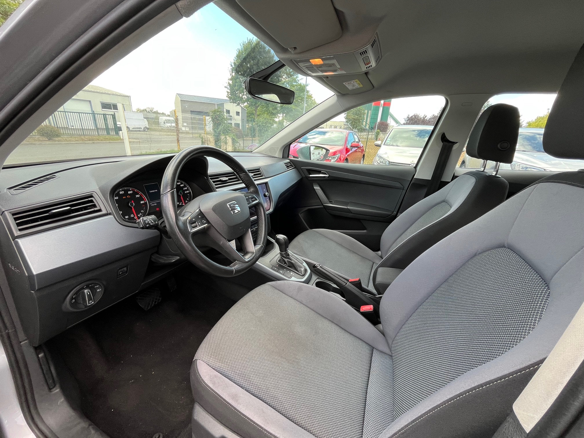 Seat Arona (2) 1.0 ECOTSI 110 S&amp;S STYLE BUSINESS DSG7